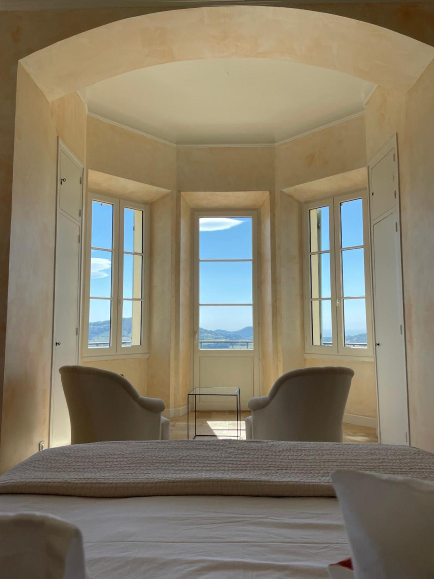 Le Chateau Des Costes Le Castellet (Var) Exterior foto